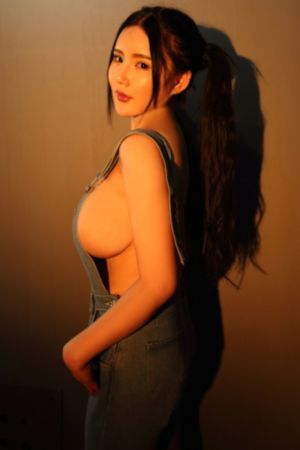异形夺命舰完整免费观看_JVID性感写真