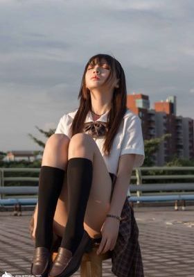 百合的雨声 花_4K高清在线观看